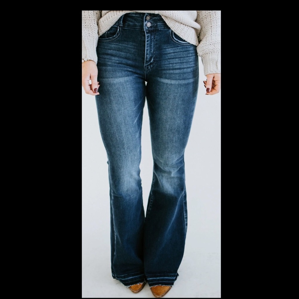 High Rise KanCan Flares! NWT! ONLY SIZE 30 LEFT! 💜